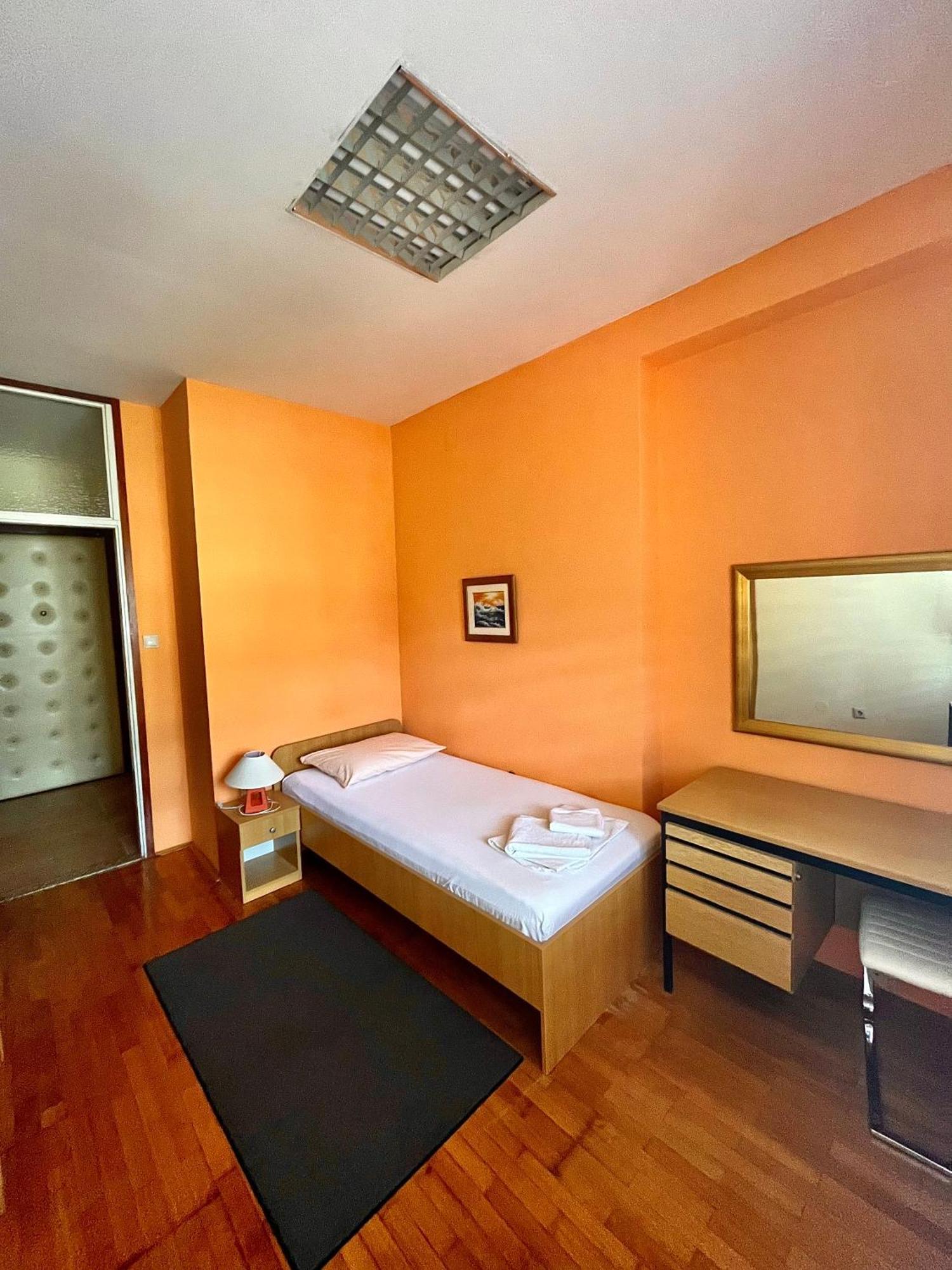 Apartment Varnica Split Exterior photo