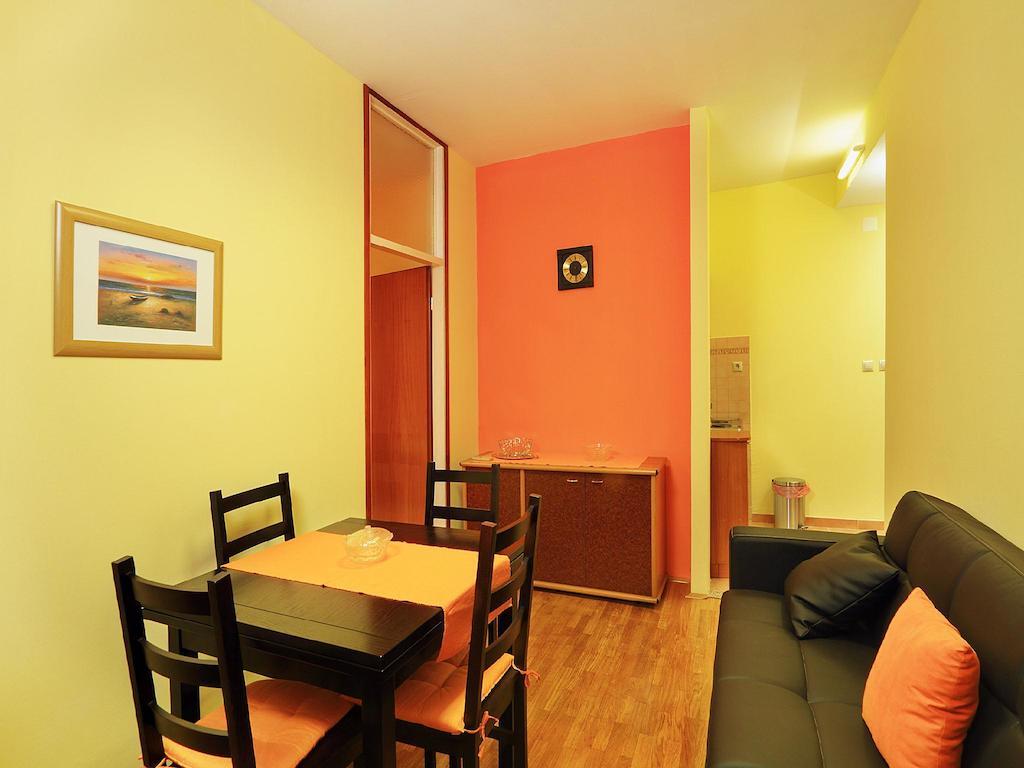 Apartment Varnica Split Exterior photo