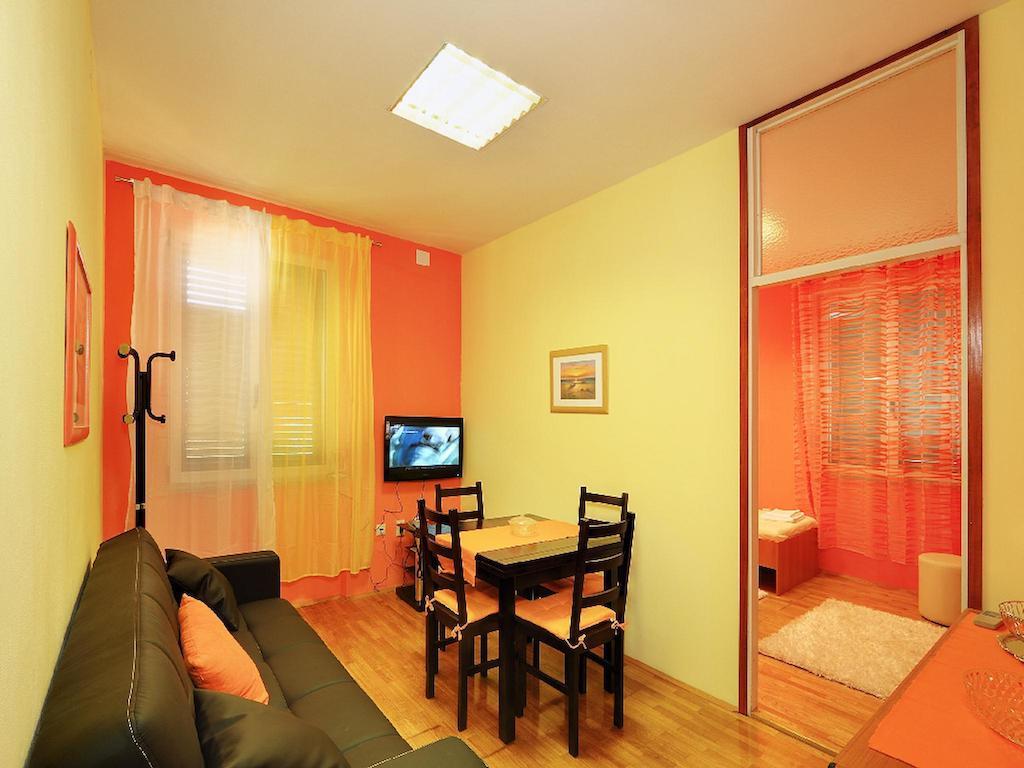 Apartment Varnica Split Exterior photo