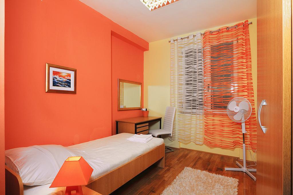 Apartment Varnica Split Exterior photo